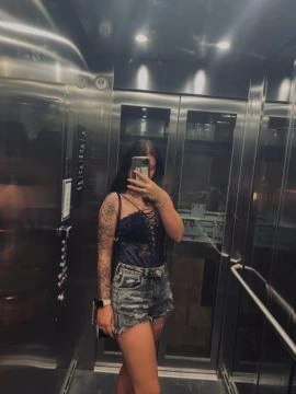 Giulia — 3 / 6