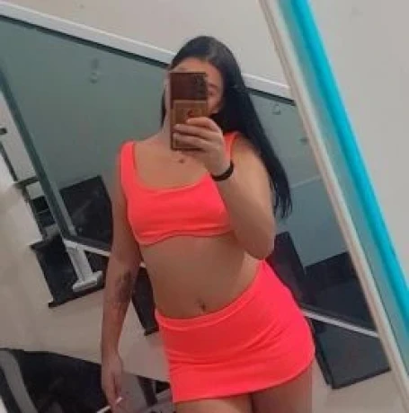 Camila Freitas — 4 / 5