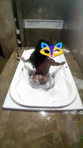 Luna Dias — 2 / 9
