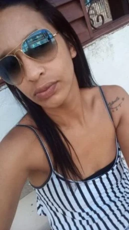 Gislaine Silva — 2 / 5