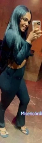 Ester Alencar — 2 / 4