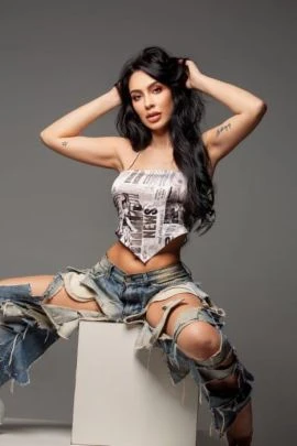 Maya — 5 / 9