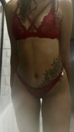 Pietra Oliveira — 1 / 5