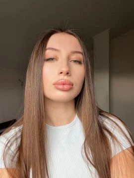 Denise — 2 / 4