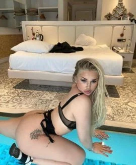 Carly, Escort, Istanbul