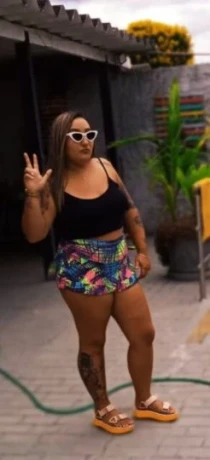 Bia Dias — 4 / 5