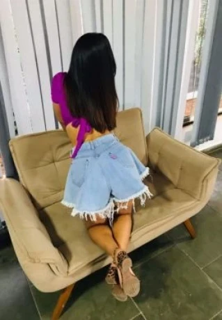 Bibi Castro — 3 / 8