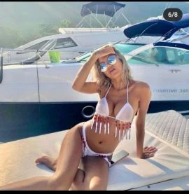 Myrela Sophia — 6 / 9