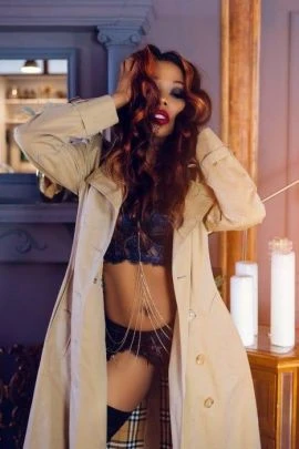 Ava Dubios — 2 / 9