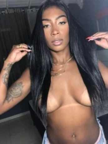 Kiara Novaes — 1 / 6