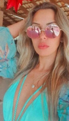 Bárbara Valentim — 4 / 5