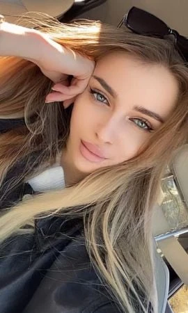 Sara — 2 / 8