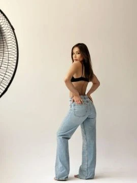 Sara — 3 / 6