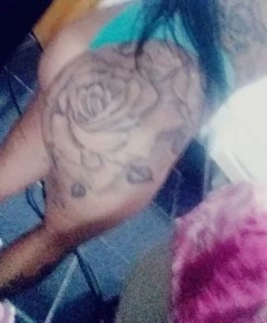 Mel Falcão — 2 / 9