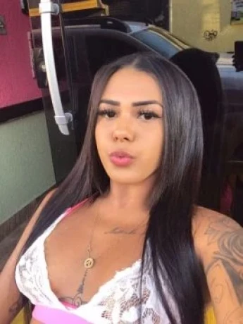 Bruna Lopez — 4 / 7