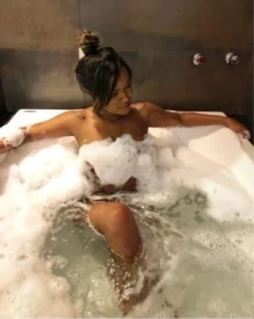 Karina Lima — 3 / 8