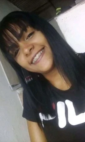 Mayla Santos — 3 / 5