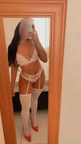 Vitória Andrade — 8 / 9