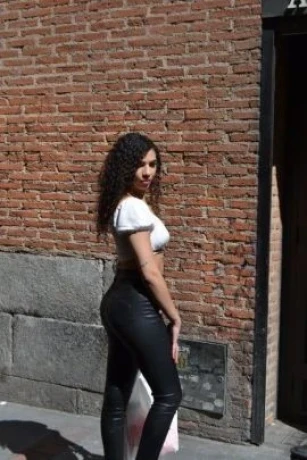 Rosa Fernandas — 6 / 9