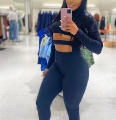 Fernanda Cordeiro — 4 / 5