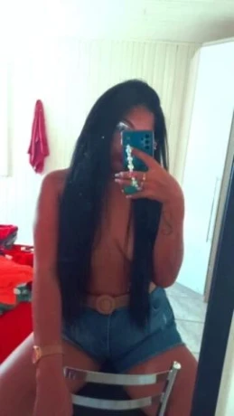 Letícia Alencar — 5 / 9