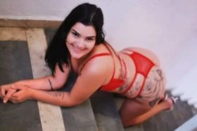 Isa Mendonça — 5 / 8