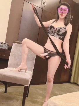 Yiyi — 4 / 7
