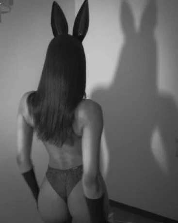 Melinda Santorini — 7 / 9