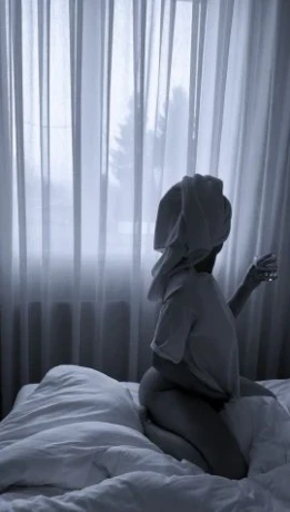 Melina Eleven — 3 / 9