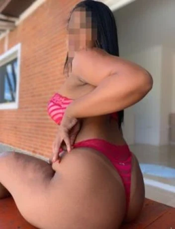 Laura Castelli — 1 / 5
