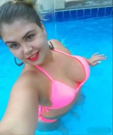 Beatriz Marinho — 2 / 7