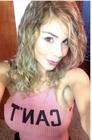 Jennifer GFE — 2 / 8