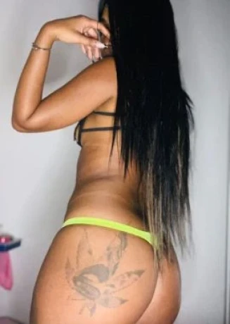 Bruna Oliveira — 2 / 5