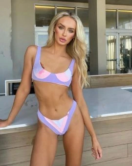 Brooke — 2 / 9
