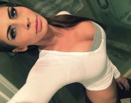 Ella — 4 / 9