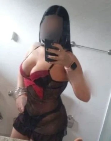 Amanda Souza — 5 / 8