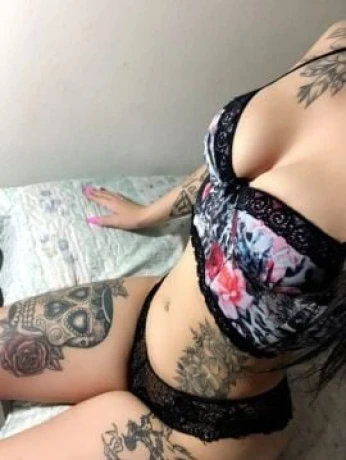 Agatha Souza — 3 / 5