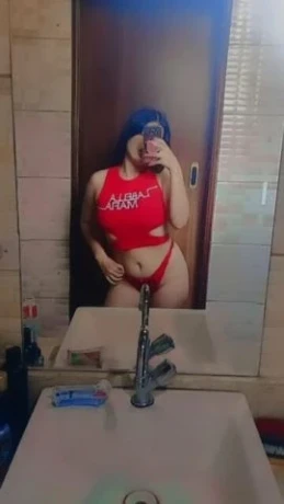 Clara Martel — 4 / 5