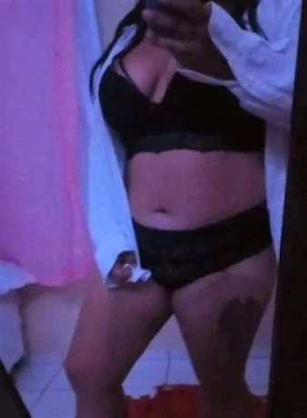 Bia Santos — 3 / 4