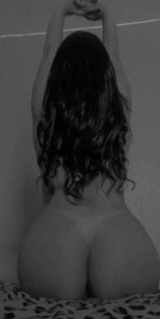 Vivi Araújo — 3 / 5