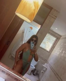 Julia Lis — 4 / 5