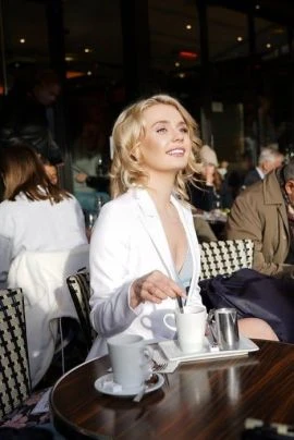 Angelica, Escort, Paris