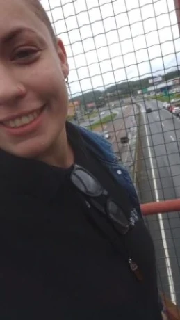 Luana Santos — 3 / 5