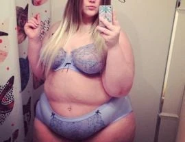 chubby sarah — 3 / 6