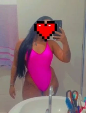 Rebeca Silva — 3 / 4