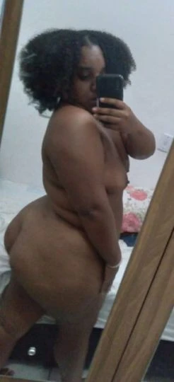 Lua Dias — 6 / 8