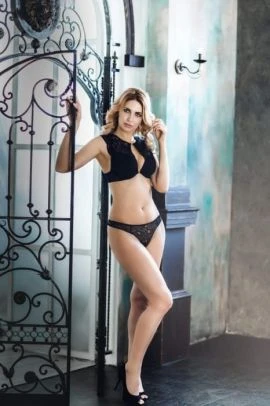 Risha, Escort, Rome