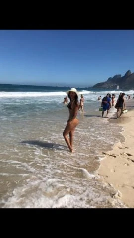Bruna — 6 / 7