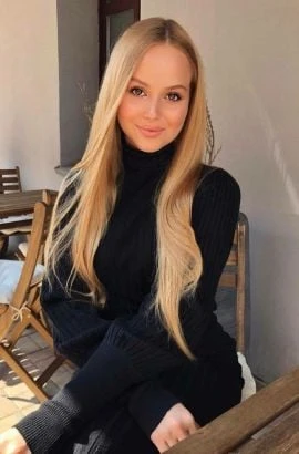 Alina — 2 / 9
