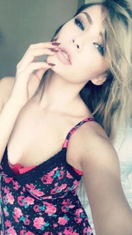 Eva — 5 / 9